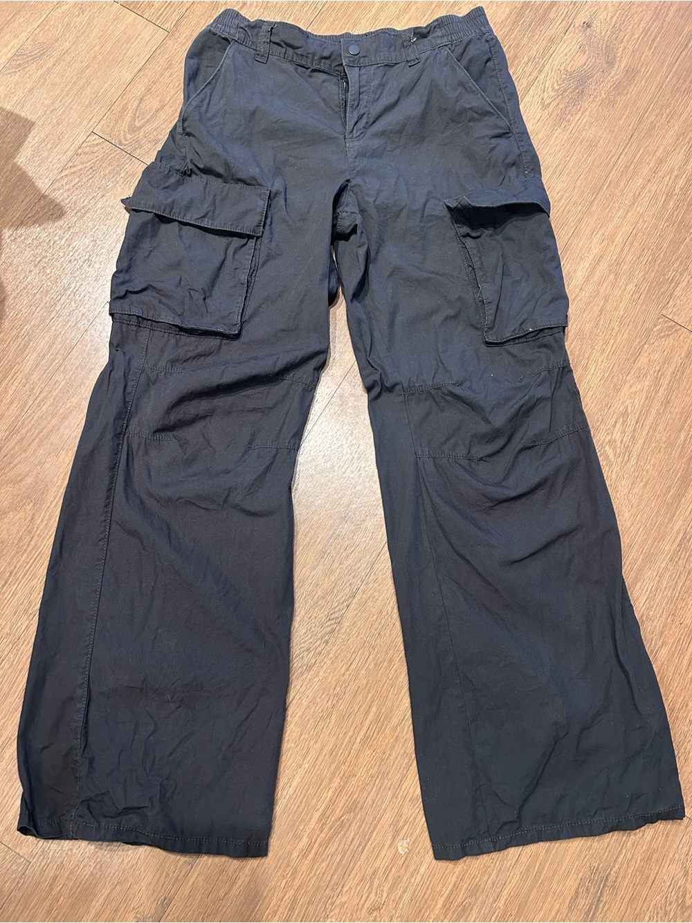 H&M Women's Black Cargo Pants with Patch Pockets